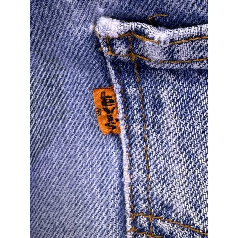 Vint Levi’s 550 Rare Orange Tab Light Blue Jeans Size 36/34